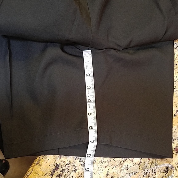 3 shorts Men's JoS. A.Bank dress shorts NWOT 40 - Picture 8 of 8